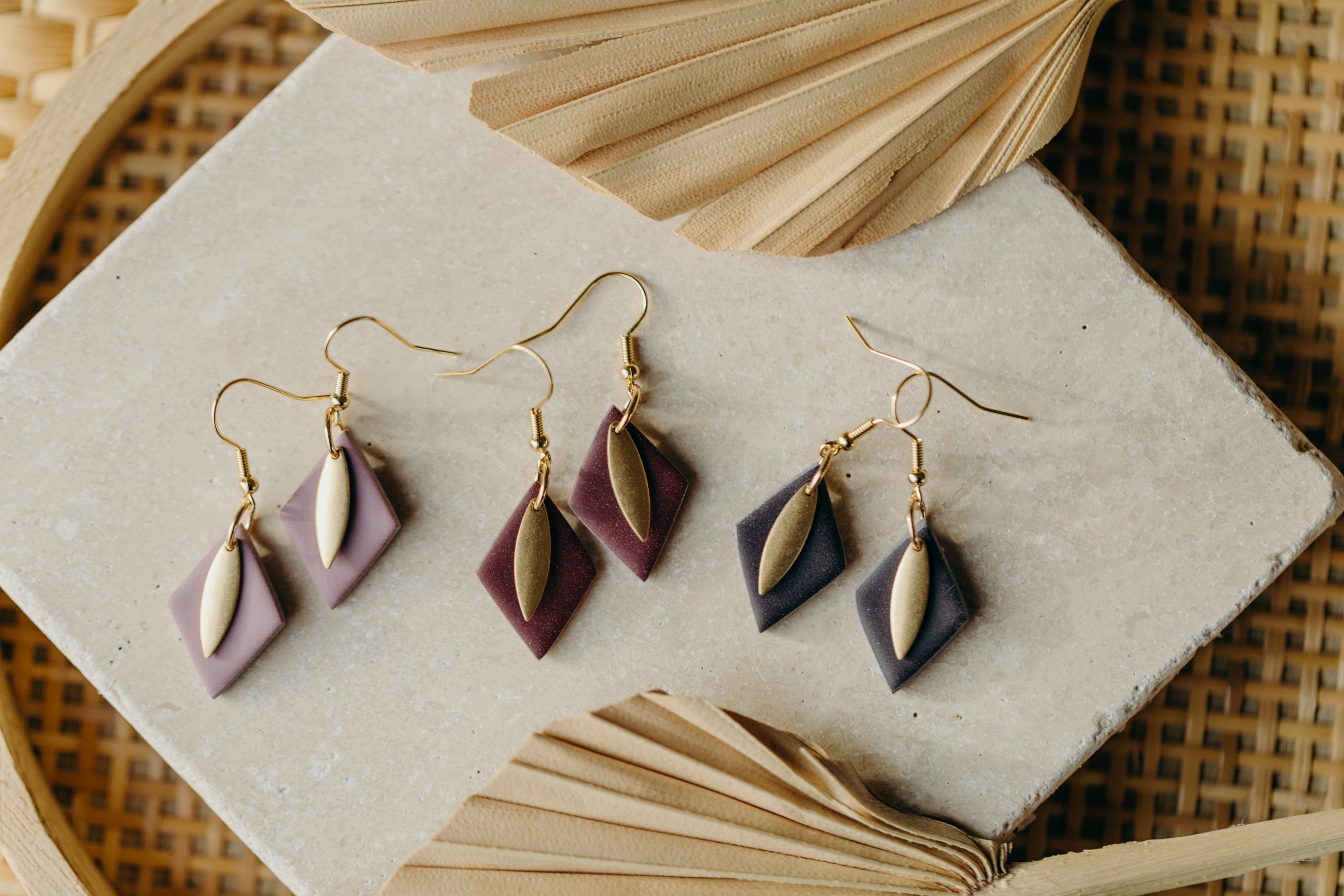 JOELLE - diamond-shaped polymer clay earrings in berry tones