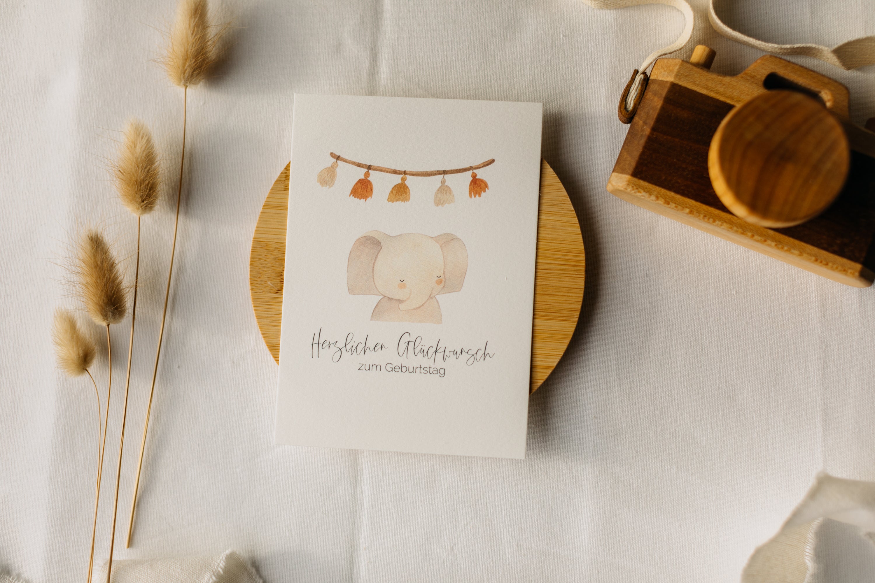 Postkarte Elefant "Herzlichen Glückwunsch zum Geburstag"