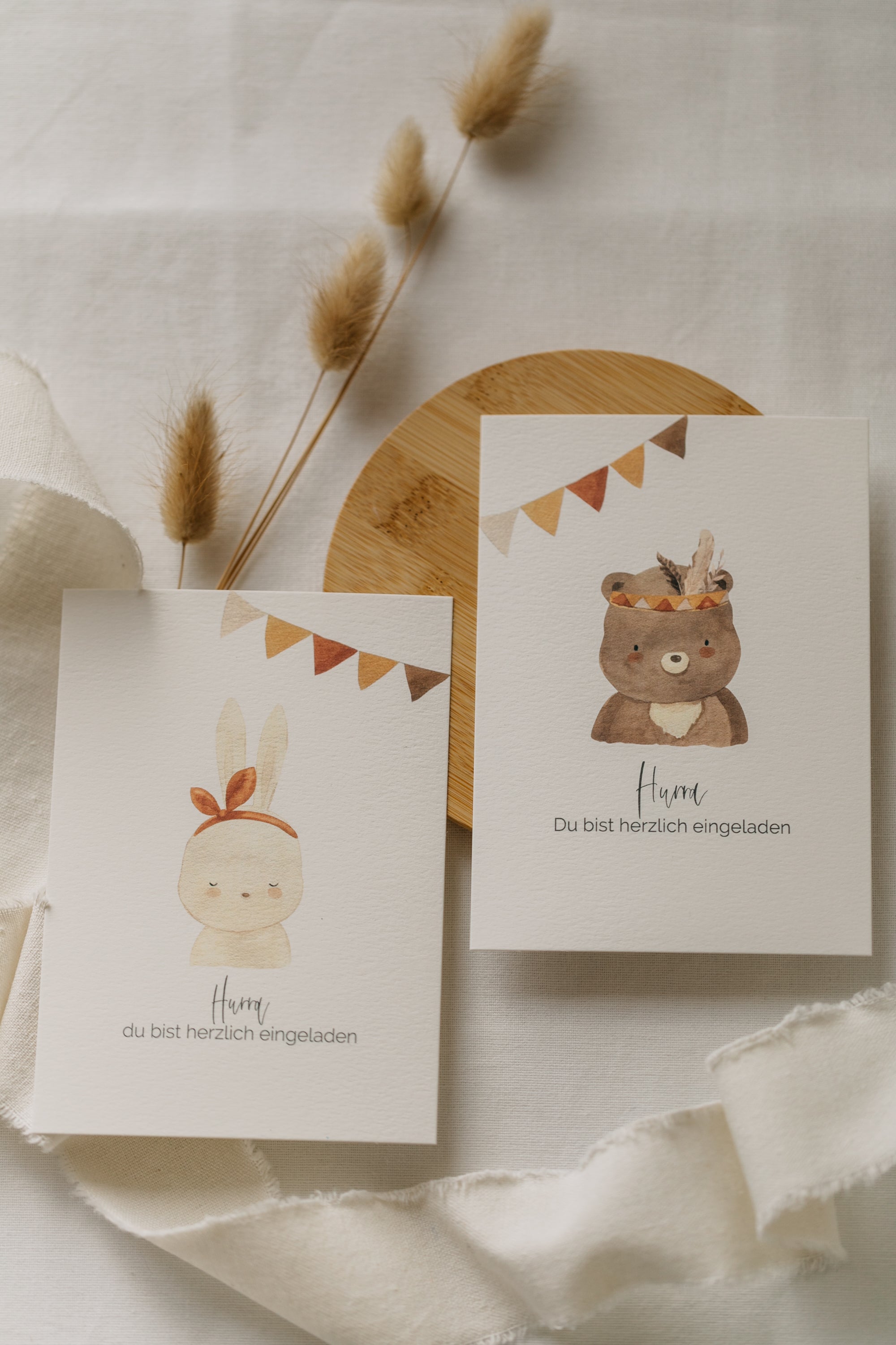 Postcard "Hurray, you are cordially invited" - white rabbit or brown bear