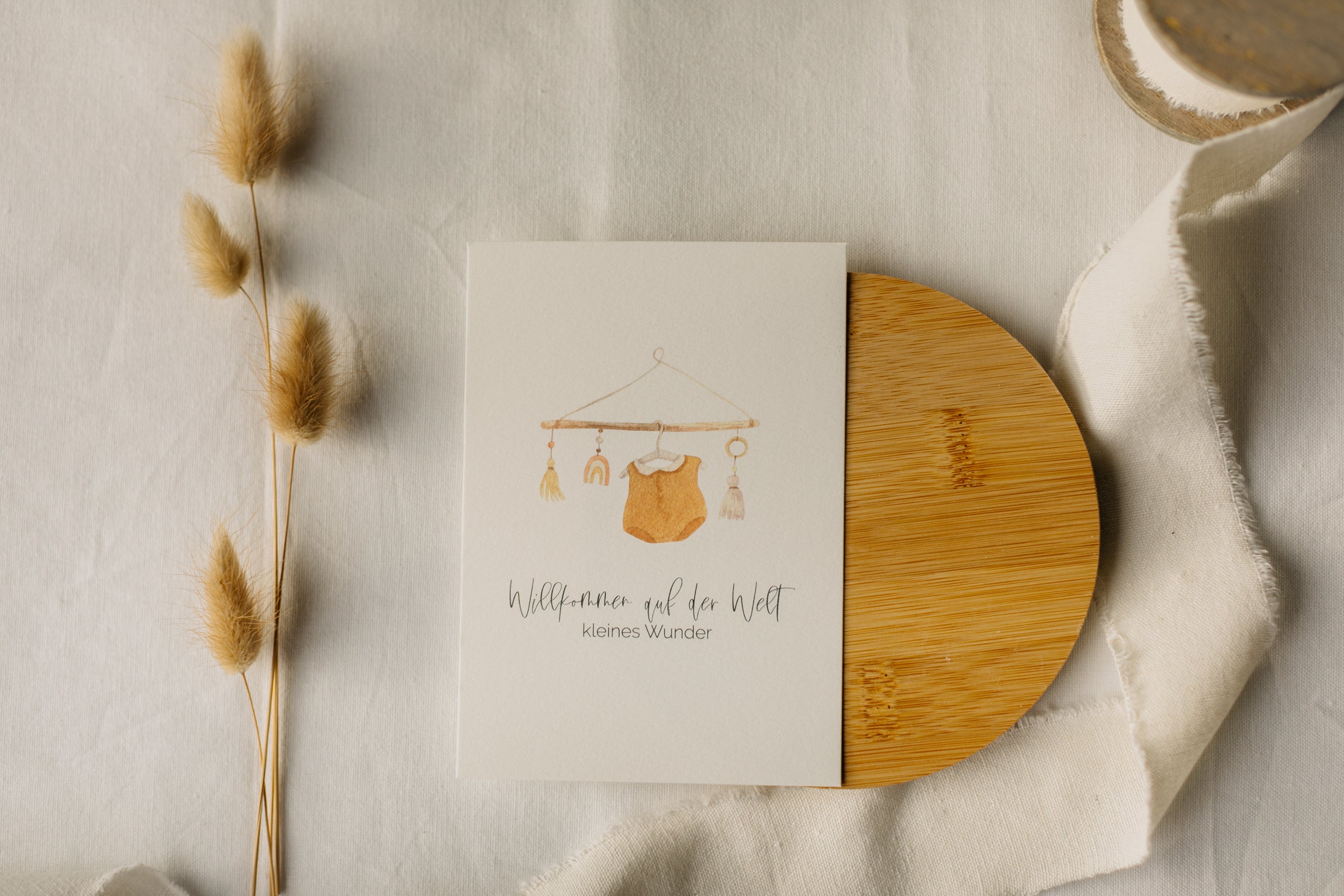 Postkarte Baby "Willkommen auf der Welt kleines Wunder"