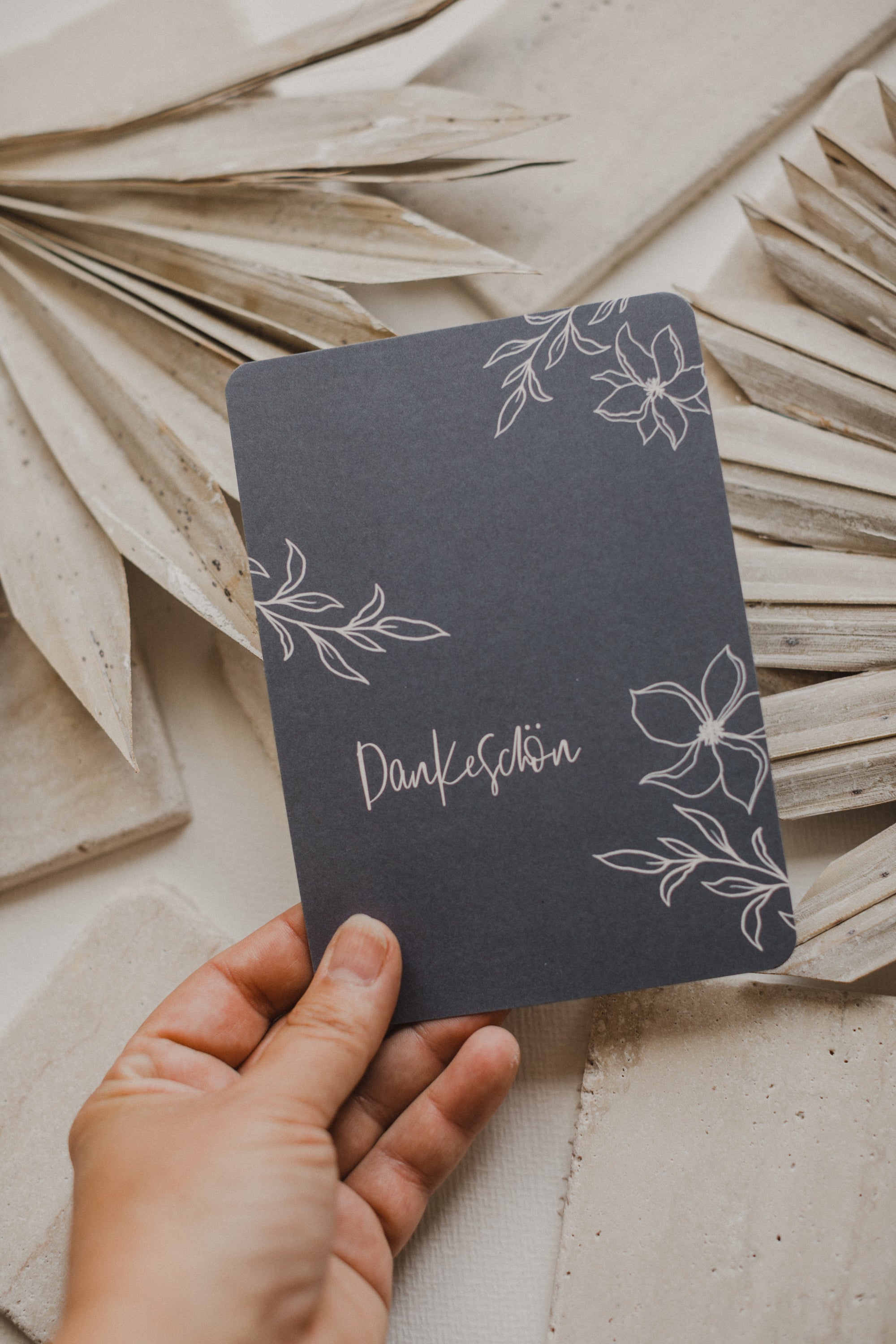 Postkarte "Dankeschön" in dunklem Blau
