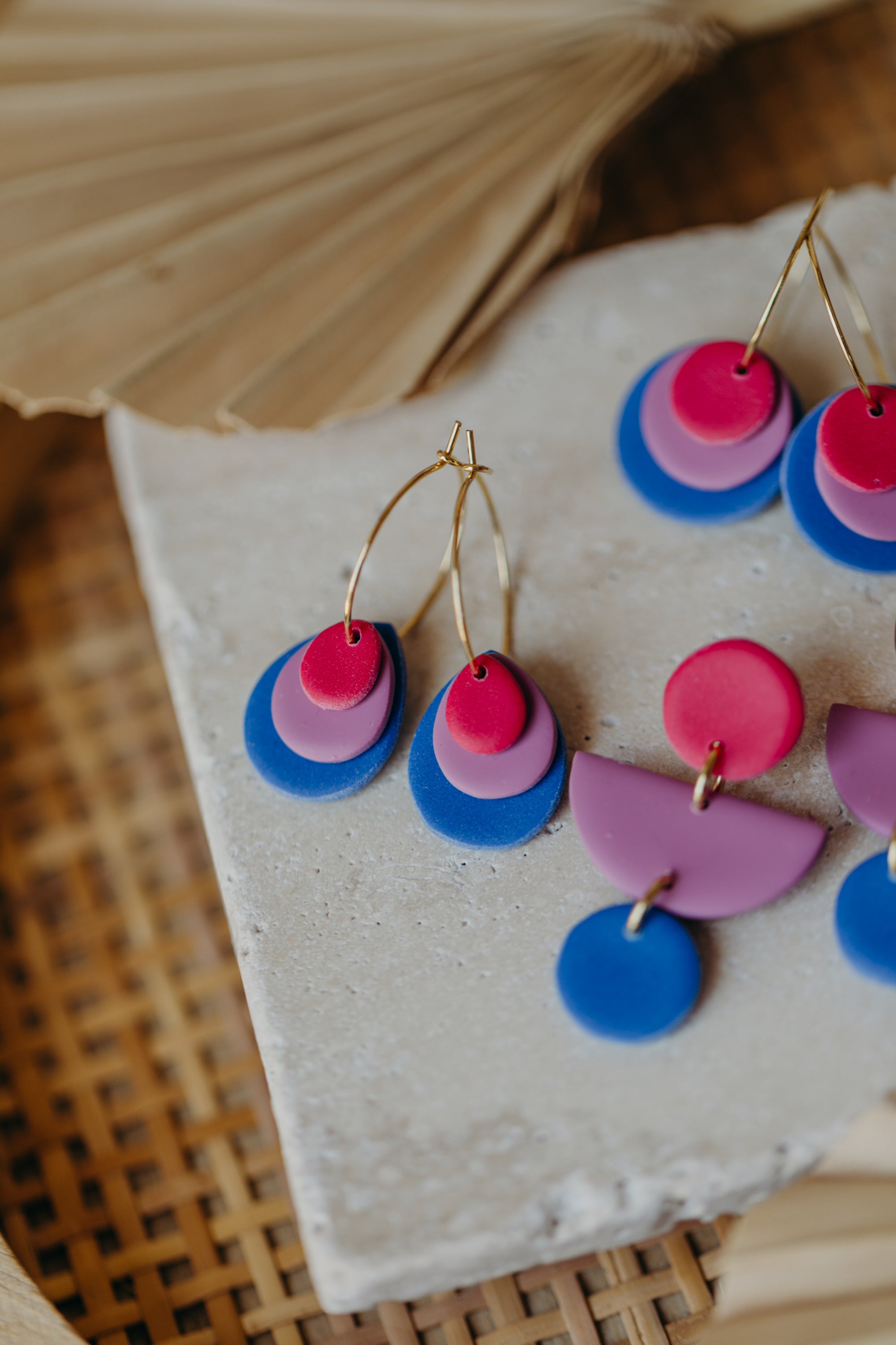 Creole with polymer clay earrings in drop shape in ceramic look