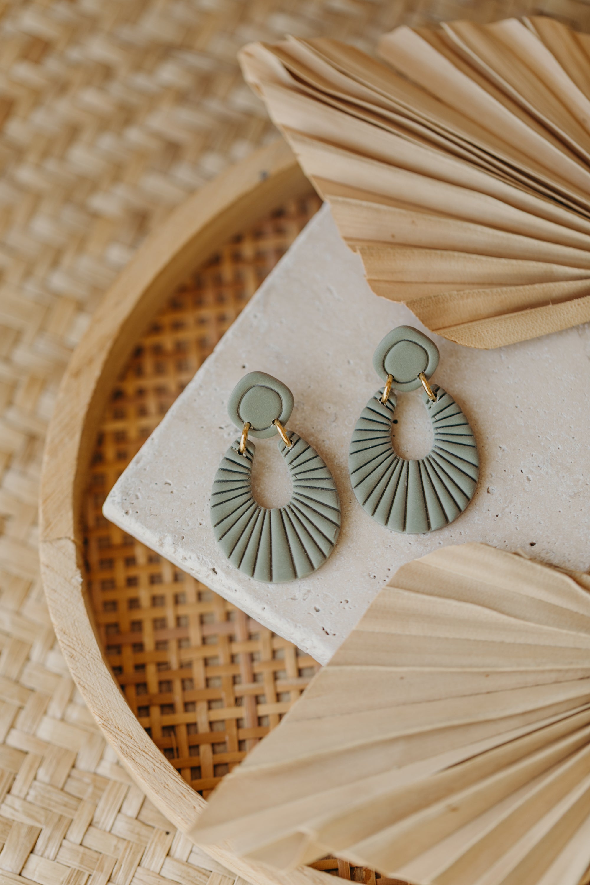 Francesca - Polymer clay earrings in orange, light purple and red