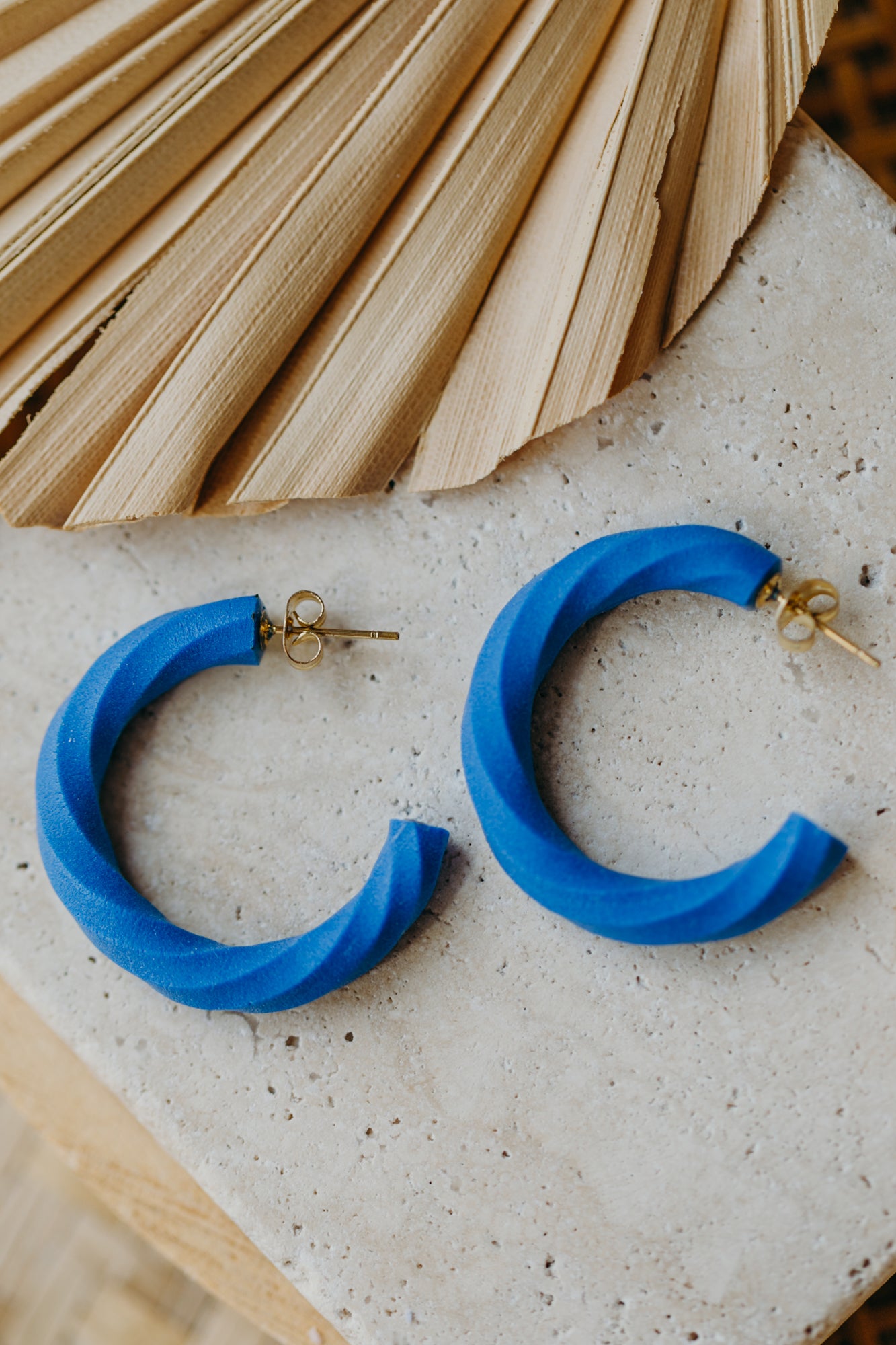 RUNA - blaue gedrehte Polymer Ton Creole