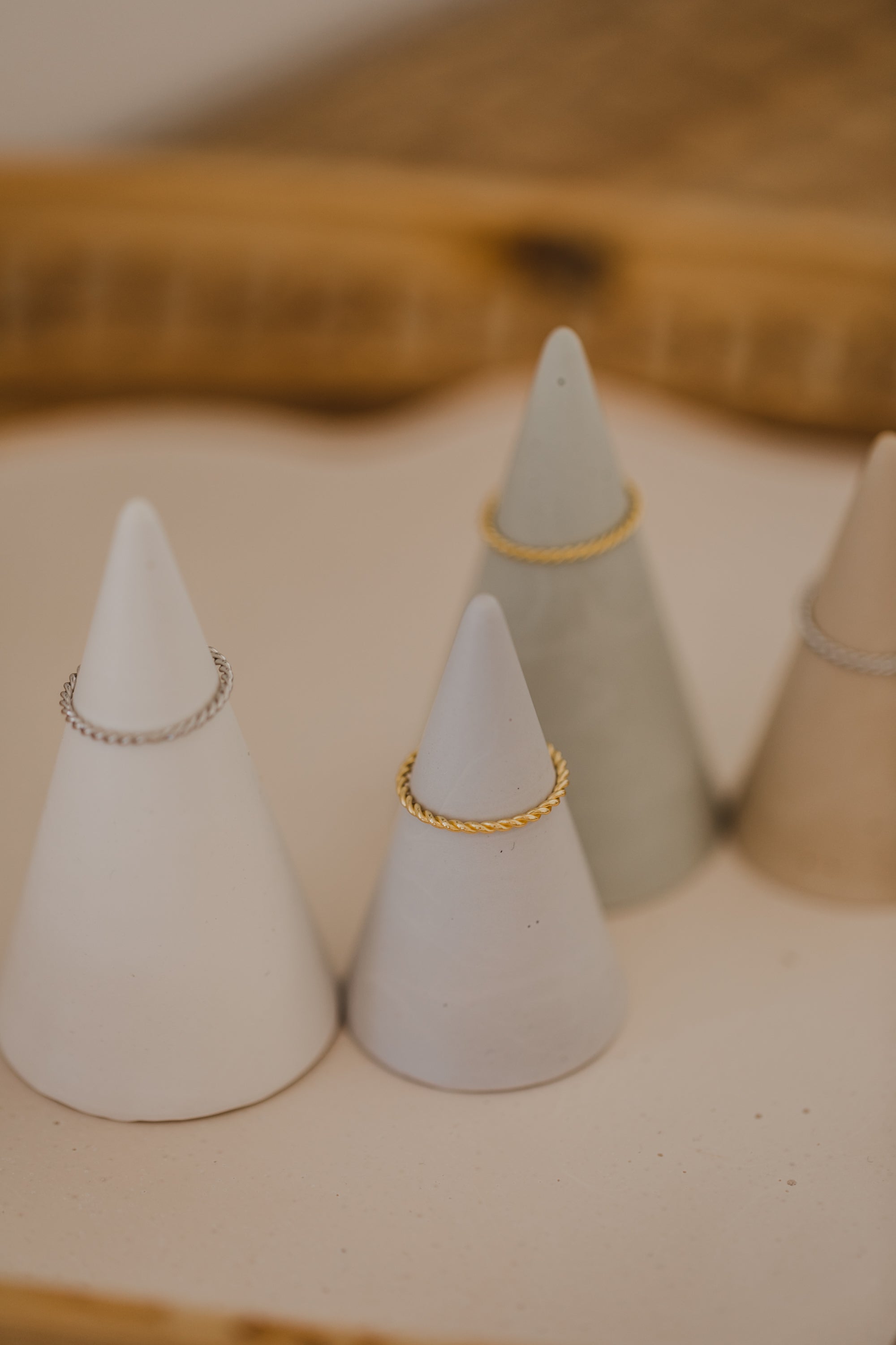 filigraner gedrehter Ring aus 925 Sterling Silber