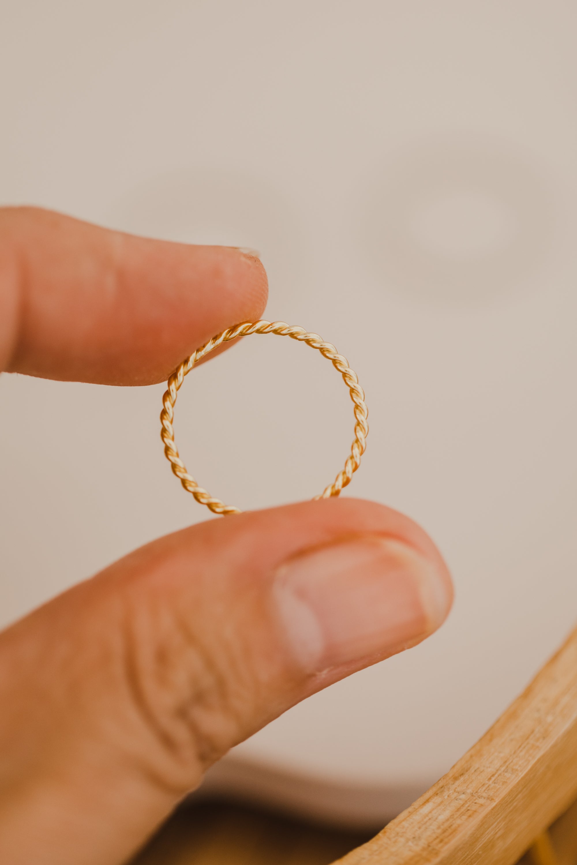 filigraner gedrehter Ring aus 925 Sterling Silber