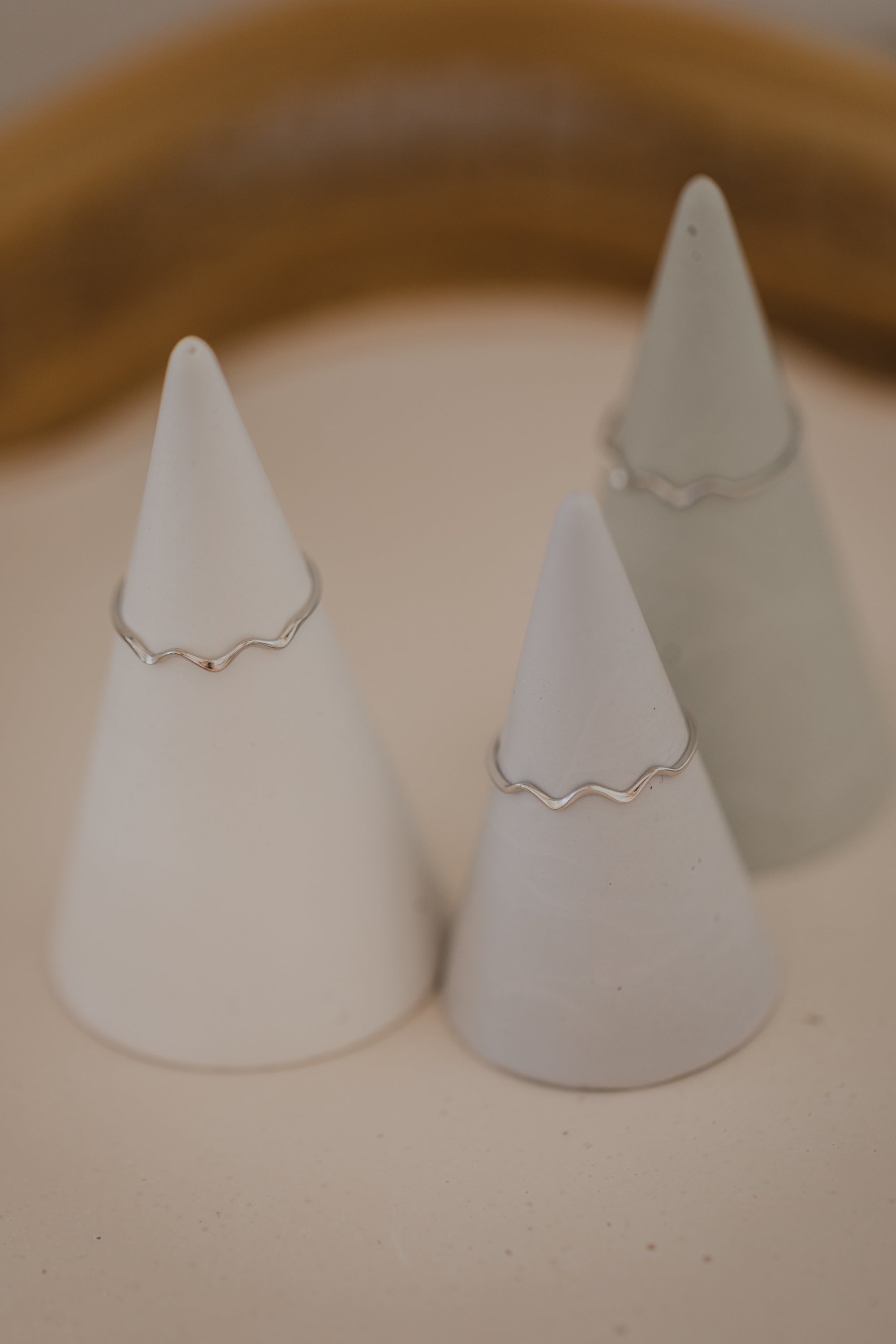 filigree wavy ring made of 925 Sterling silver