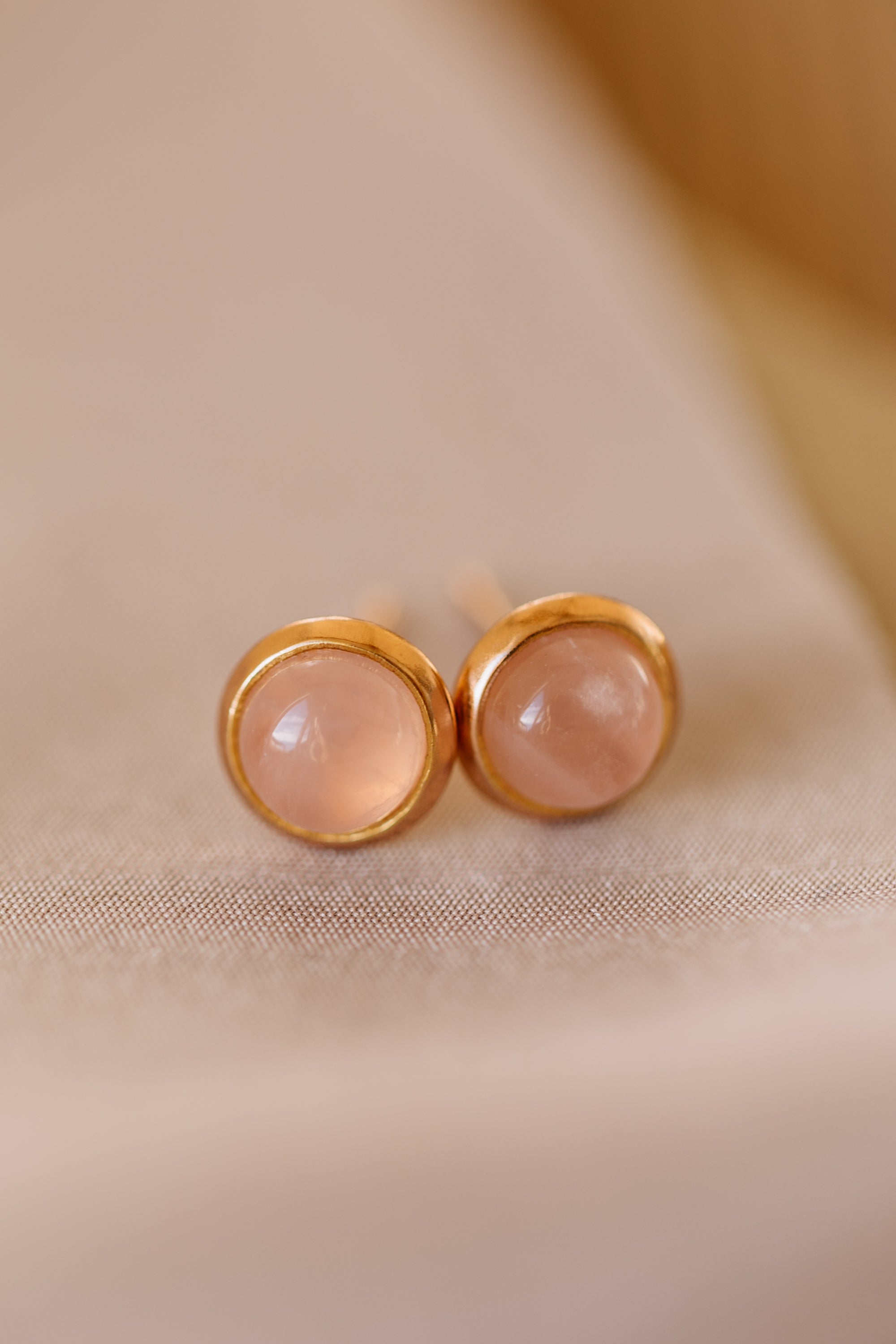 rosa Rosenquarz Edelstein Ohrstecker (6 mm)