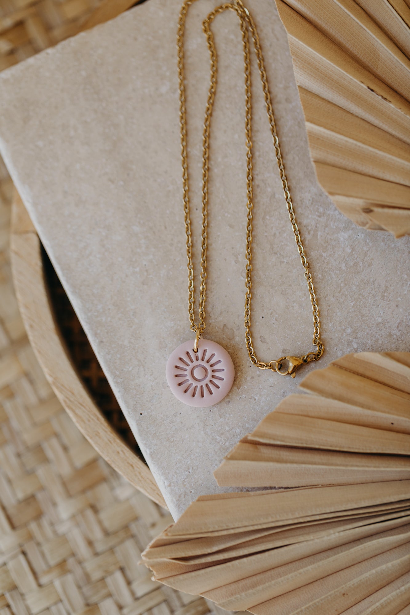 SELENA - Halskette Anhänger mit Muster in rosa