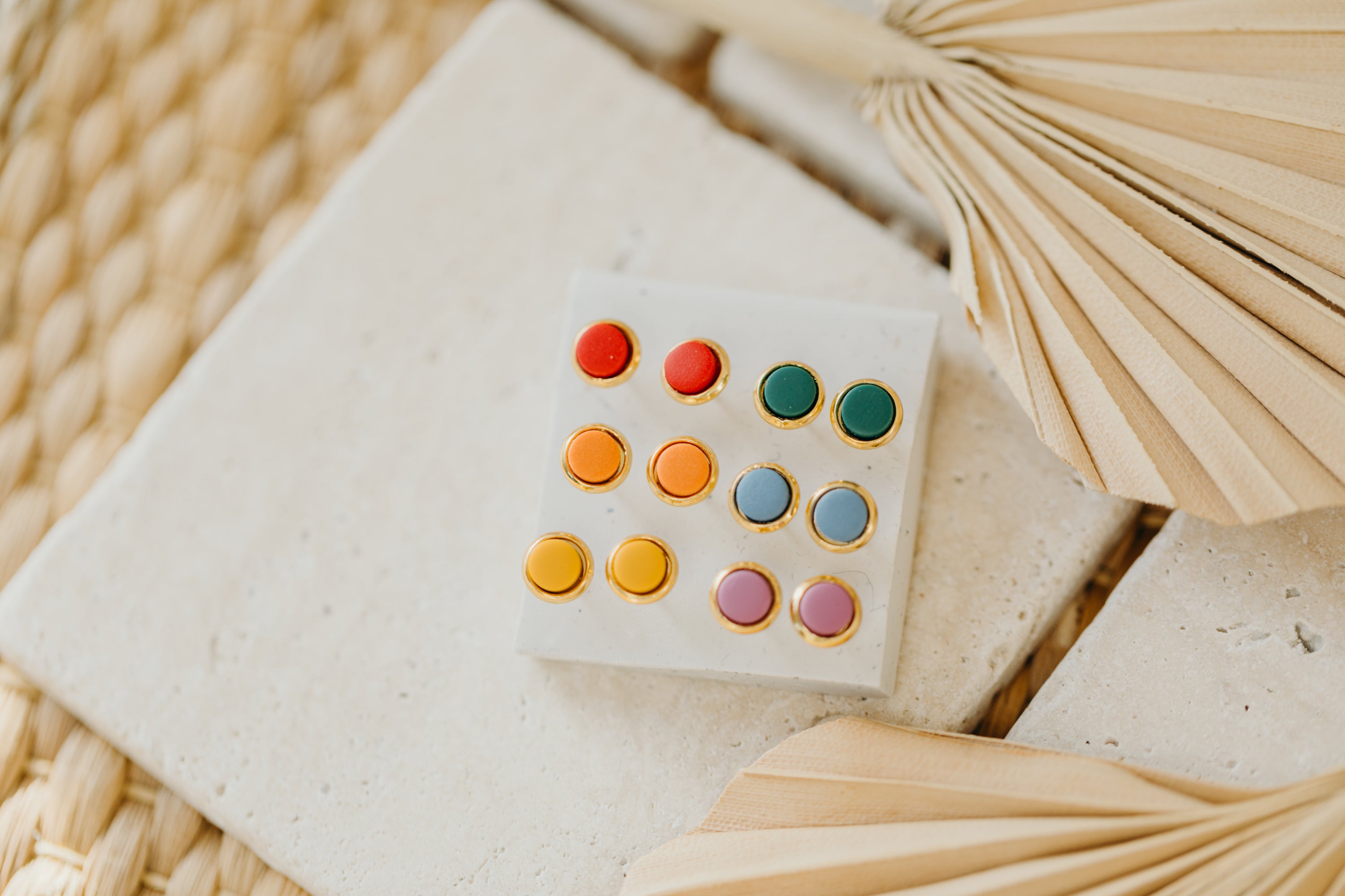 STELLA - small round gold-colored polymer clay earrings in bright colors