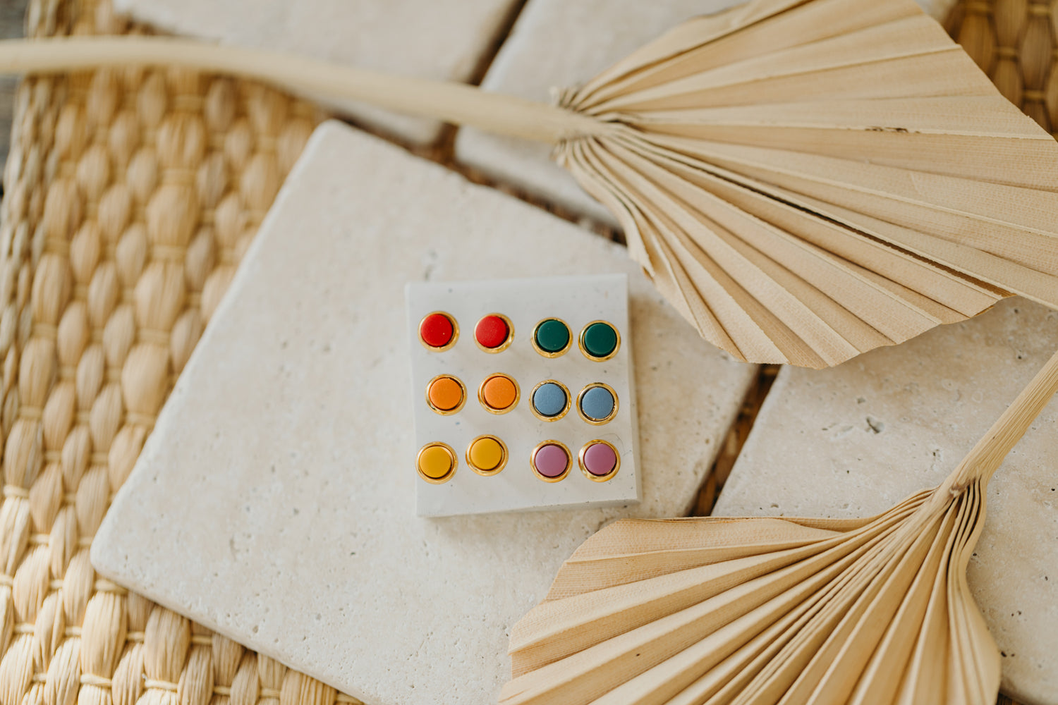 STELLA - small round gold-colored polymer clay earrings in bright colors