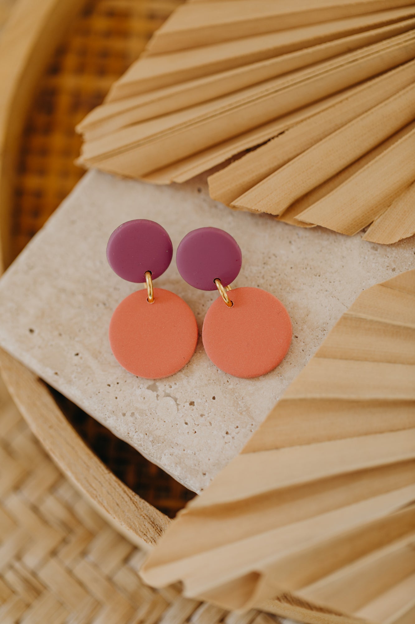 SUSI - zweifarbige Ohrringe aus Polymer Ton - Misty Mauve/Flamingo