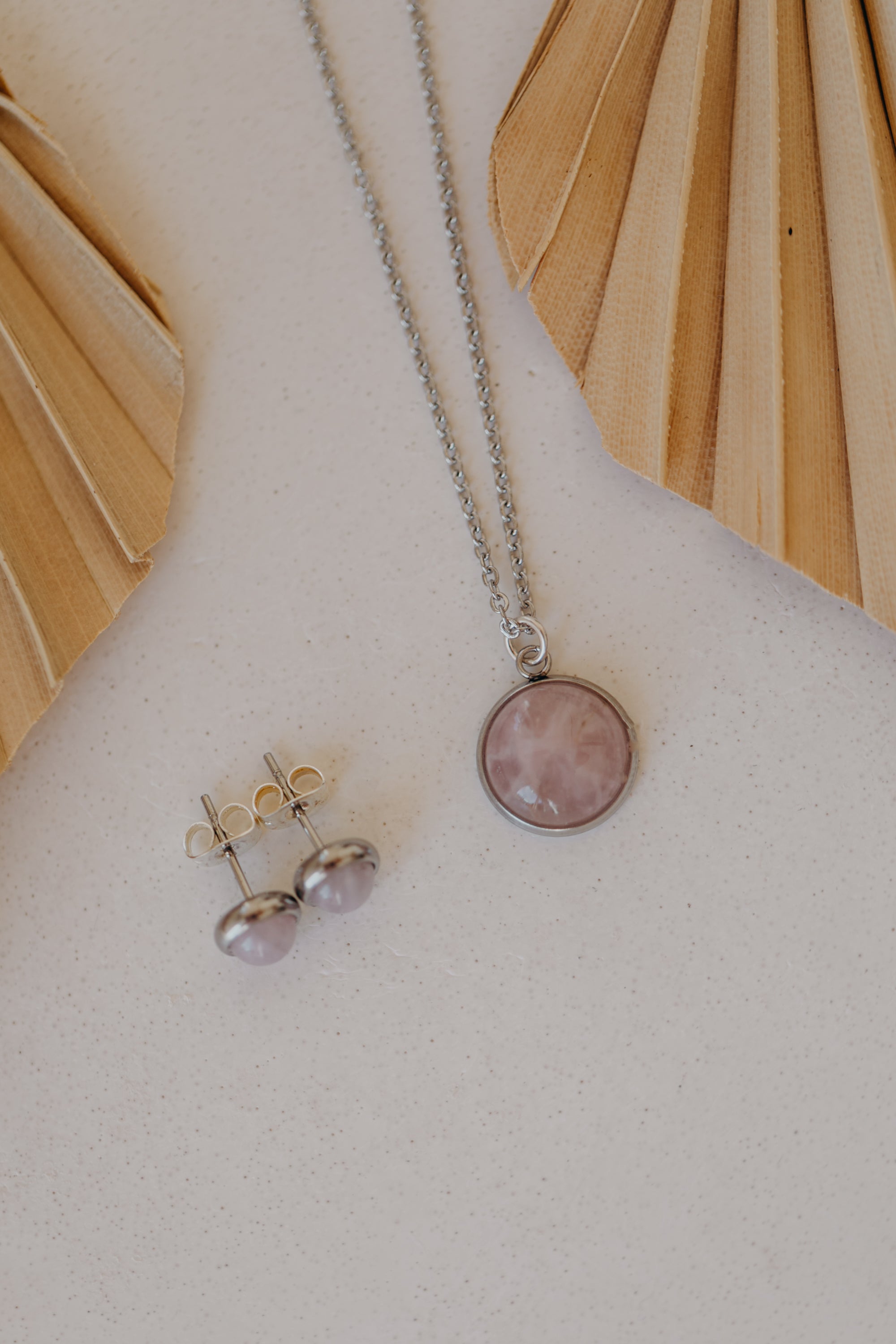 Schmuckset Rosenquarz silber: 6 mm Ohrstecker & 12 mm Halskette