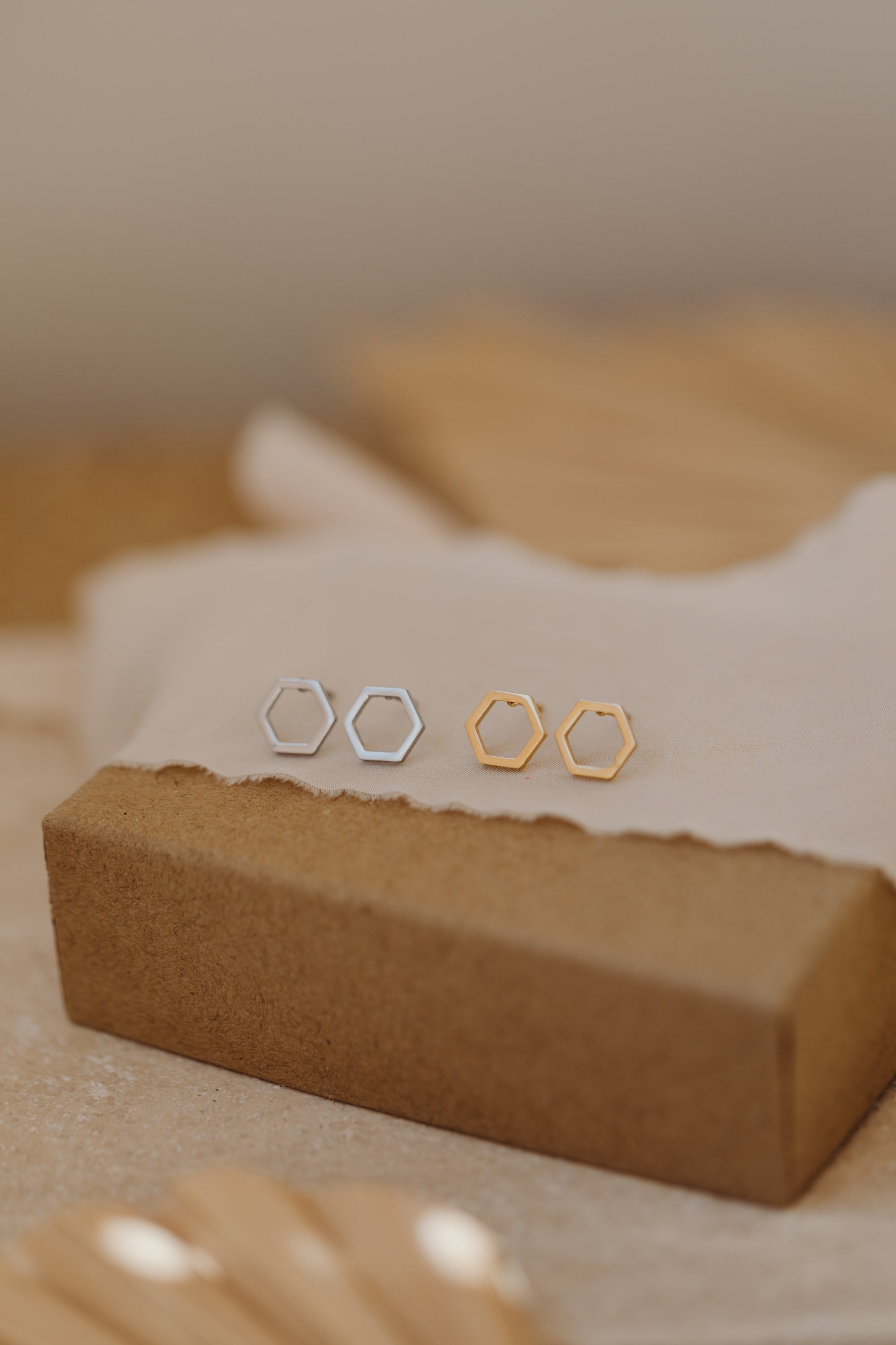 dotted circle earrings