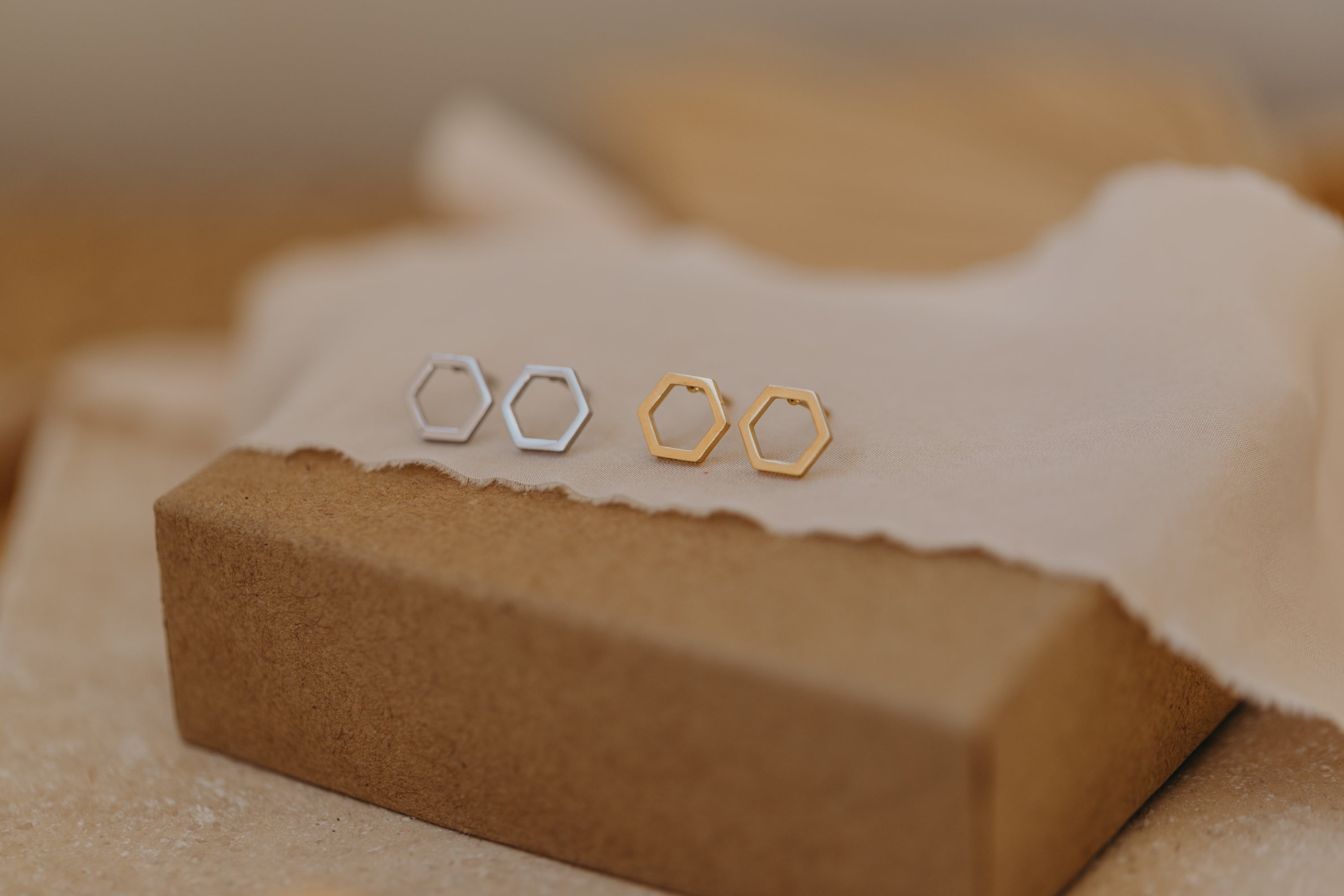 dotted circle earrings