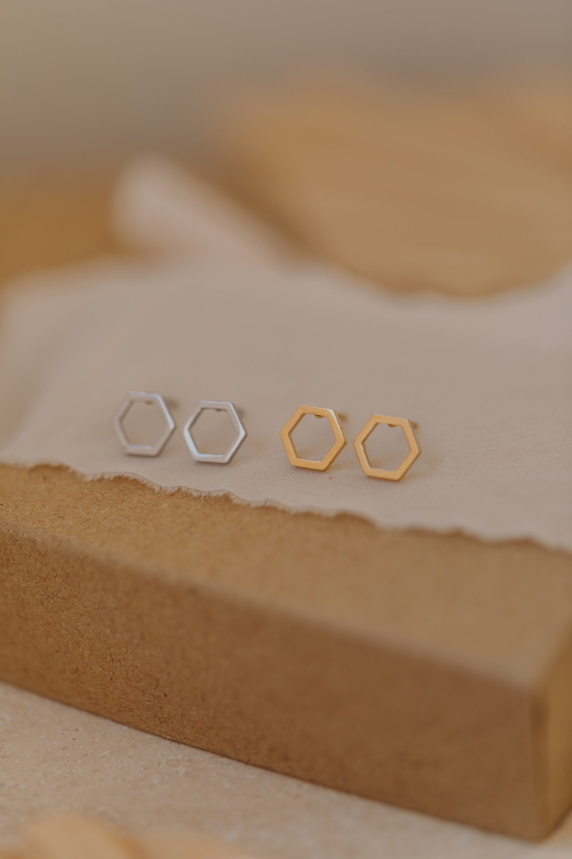 dotted circle earrings