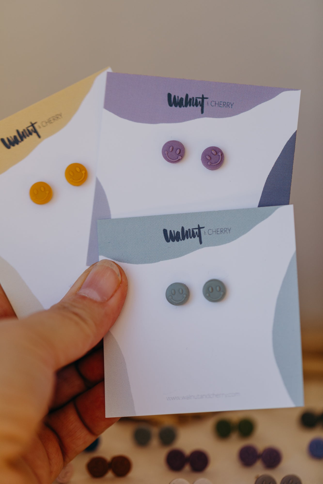 SMILEY - kleine bunte Ohrstecker aus Polymer Ton