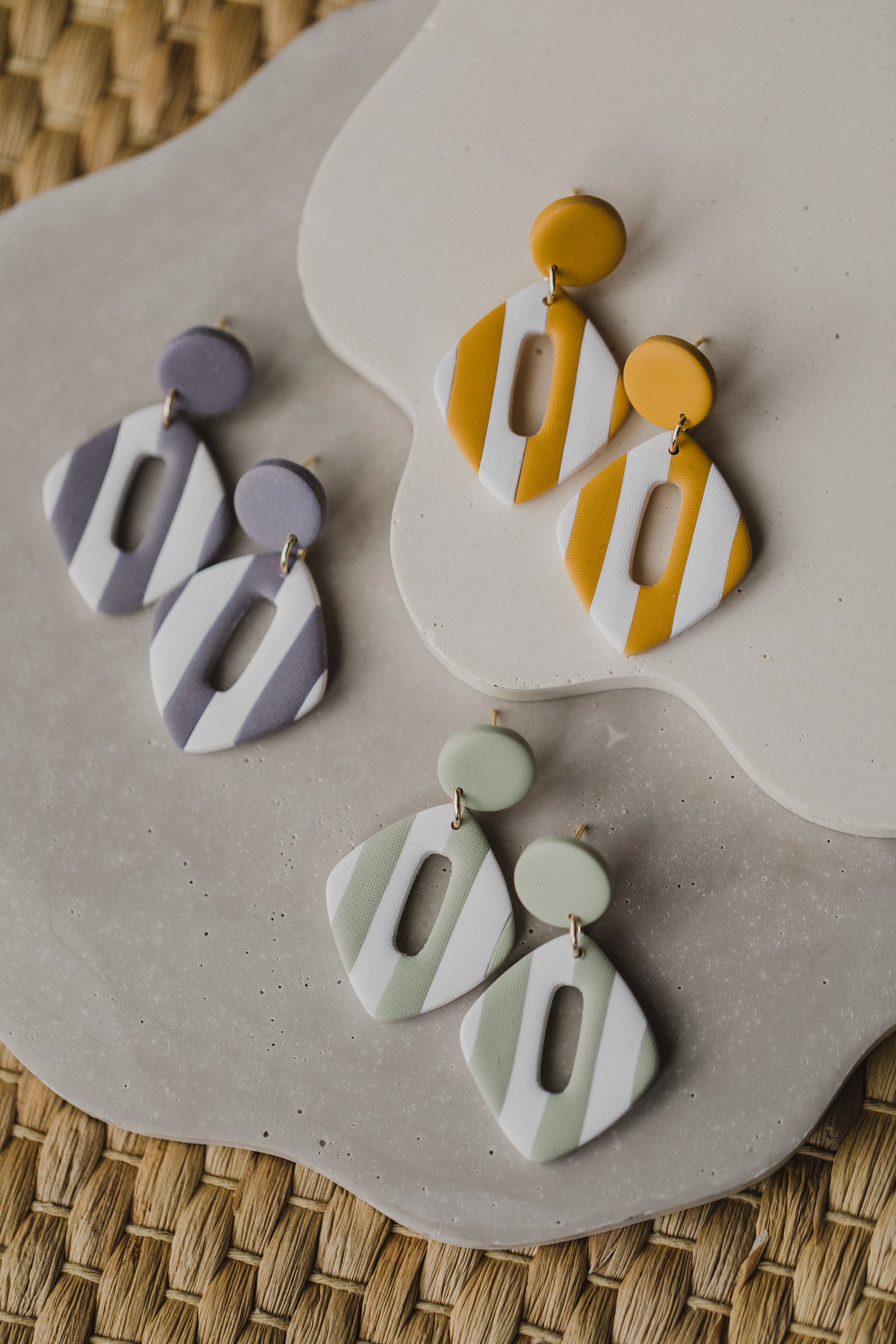 DANA - gestreifte Ohrringe aus Polymer Ton