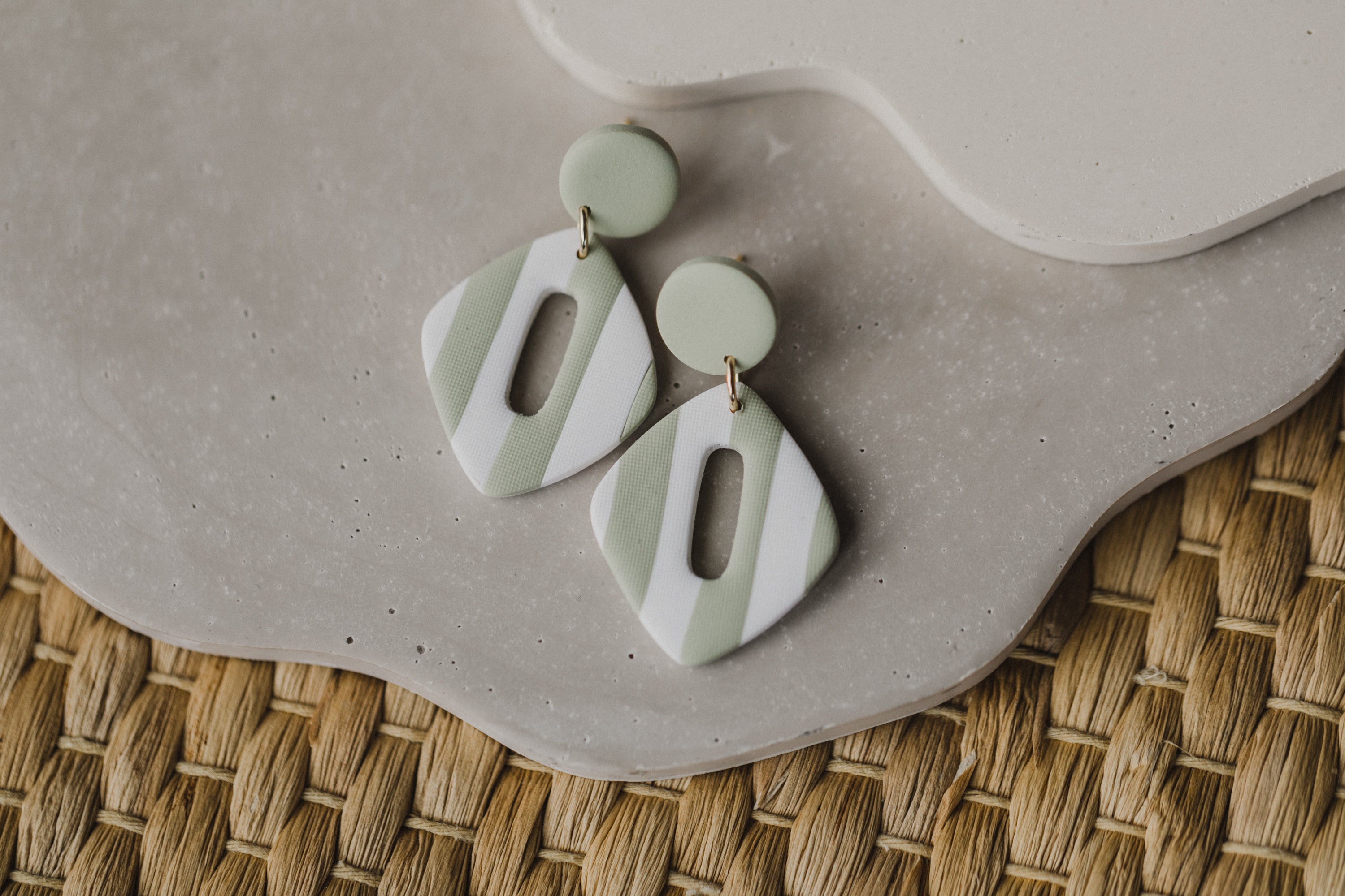 DANA - gestreifte Ohrringe aus Polymer Ton