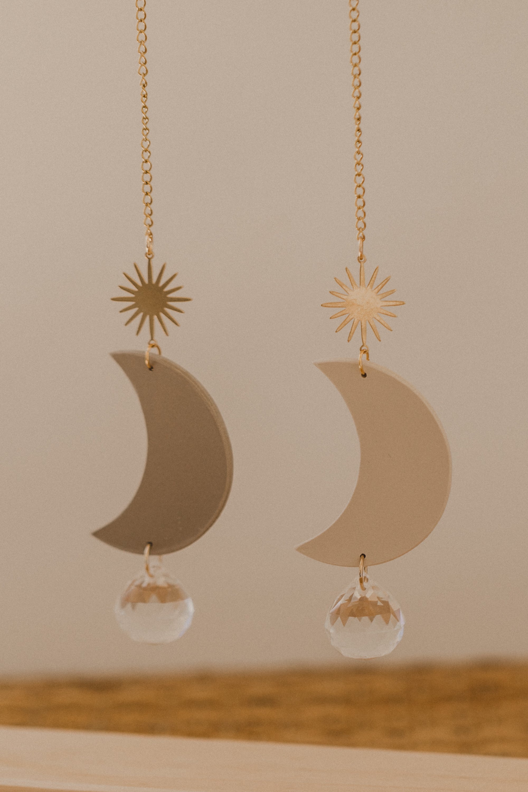 Sonnenfänger Mond aus Polymer Ton