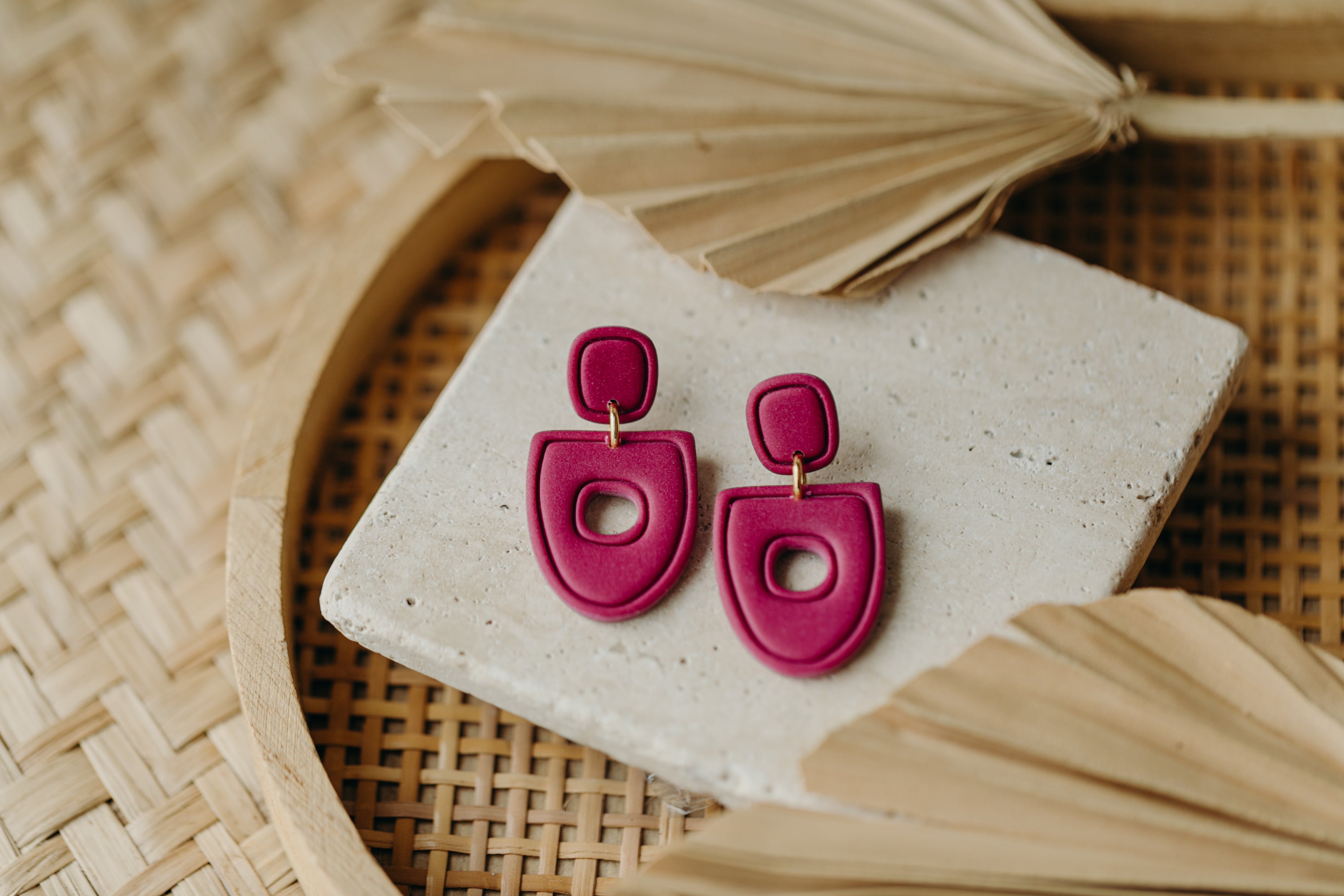 TILDA - Polymer Ton Ohrringe in Himbeere