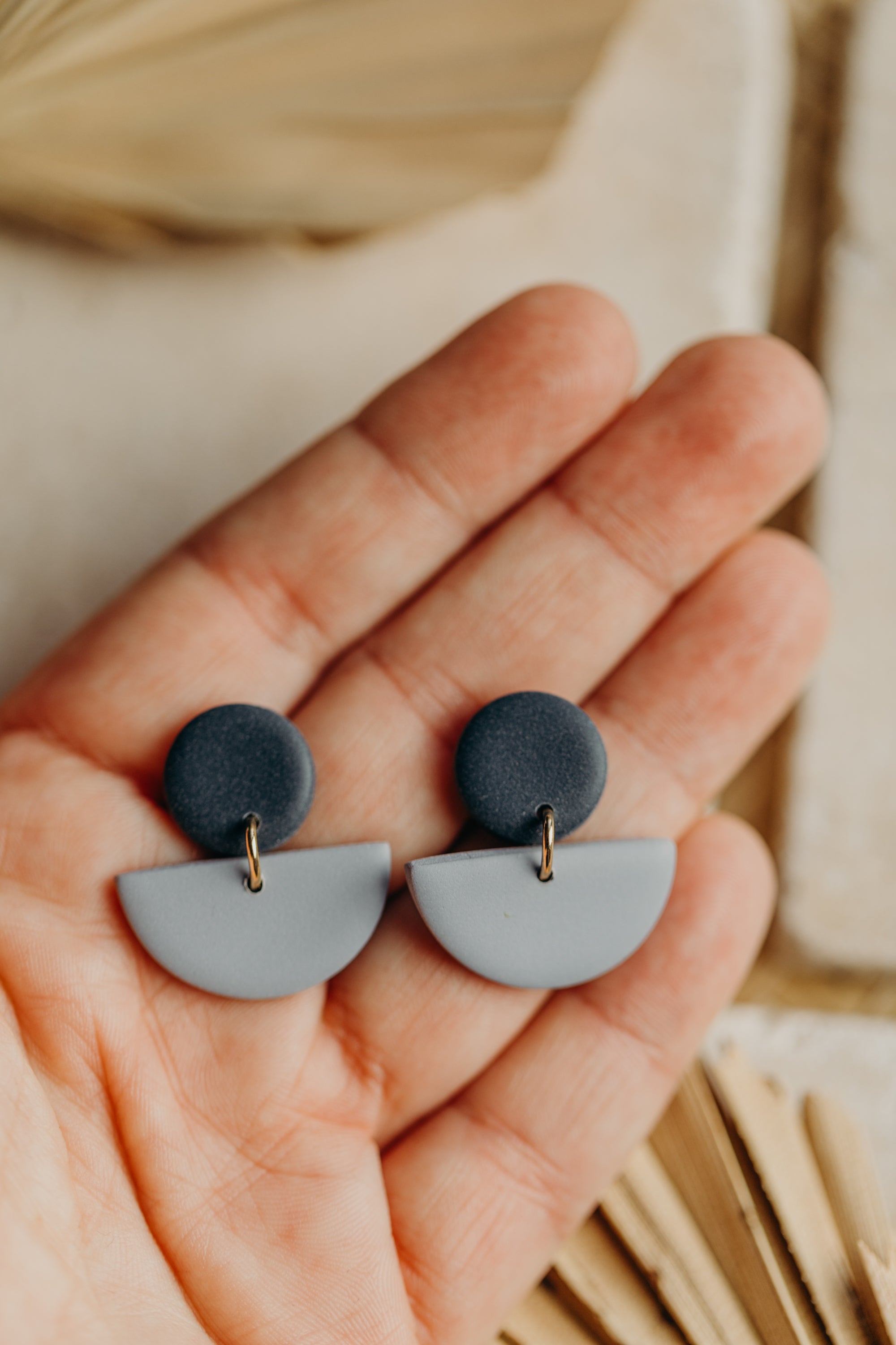 Tamara - two-tone polymer clay earrings in Barolo and dark blue