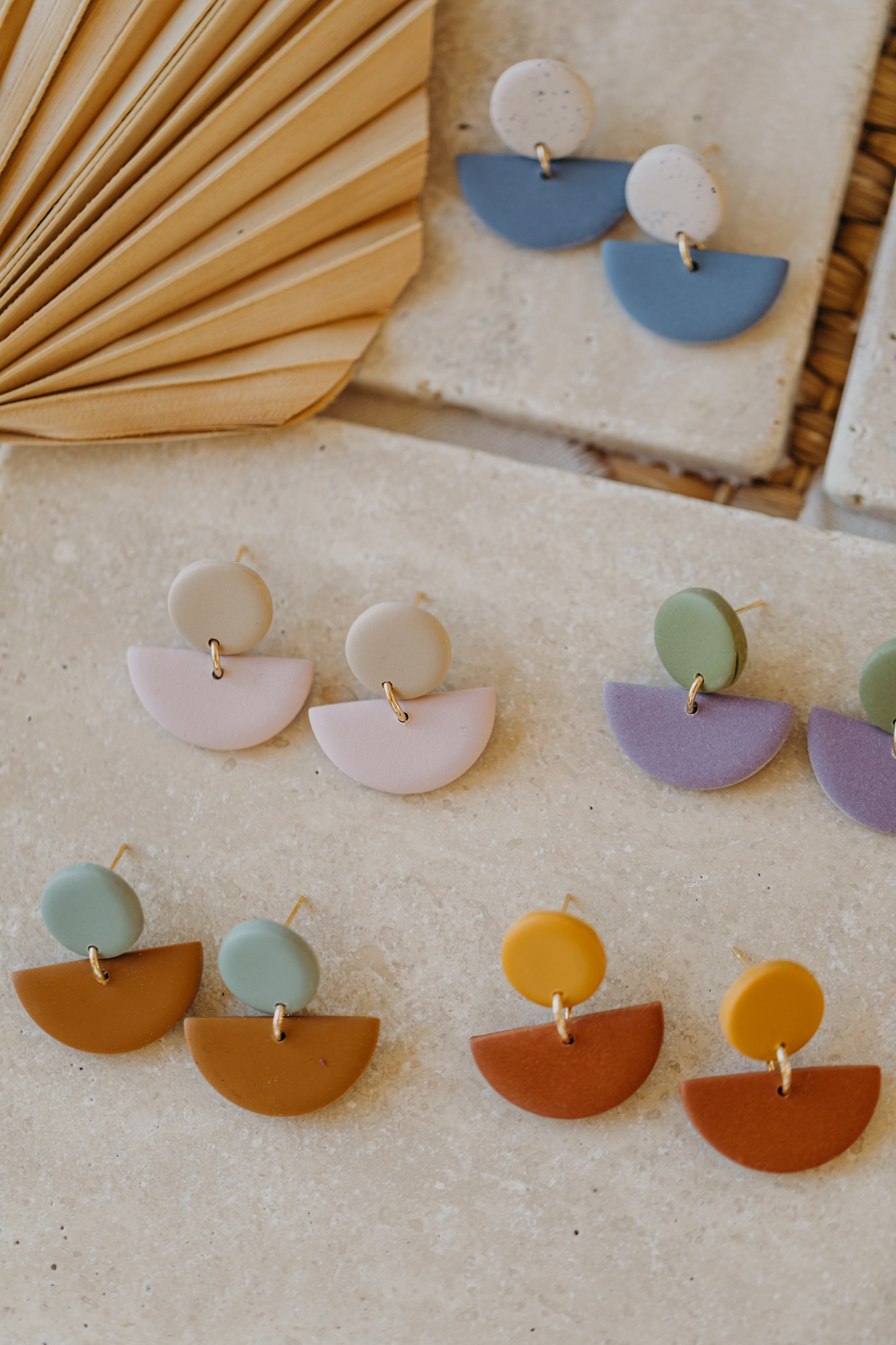 TAMARA - two-tone polymer clay earrings in mint and cognac