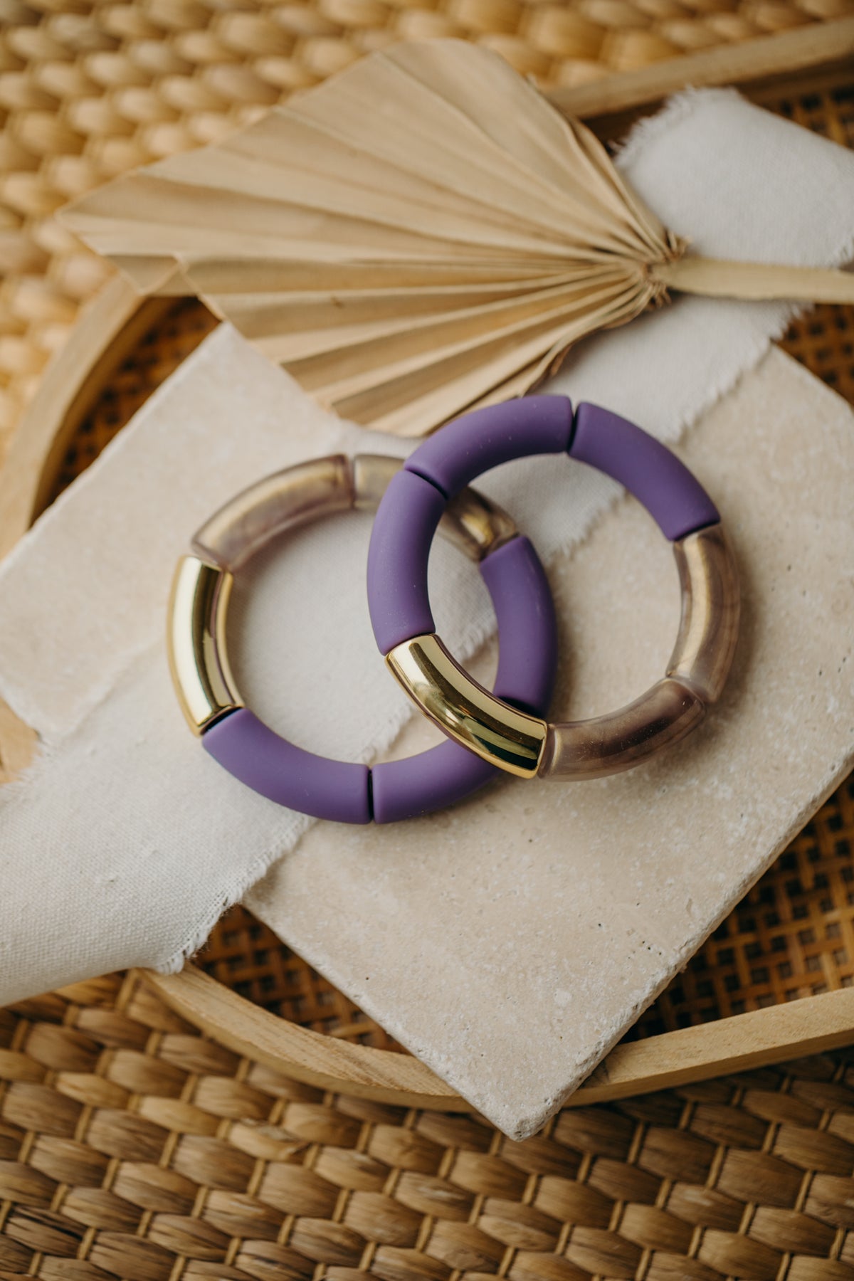 Perlenarmband 070 mit Tube Perlen in Gold, braun-Glänzend und Lila