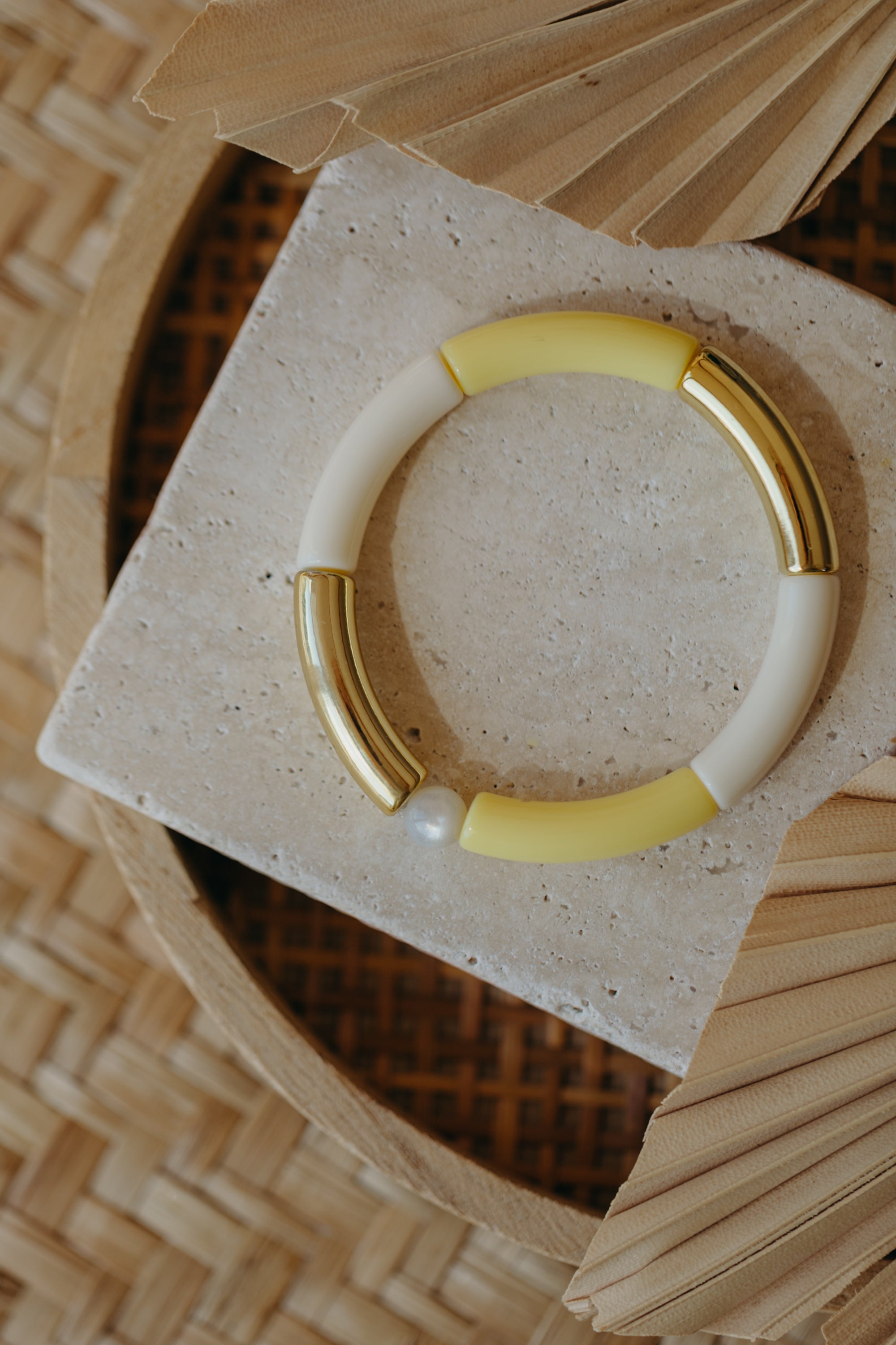 Perlenarmband 019 mit Tube Perlen in Gold, Creme und Helles Gelb