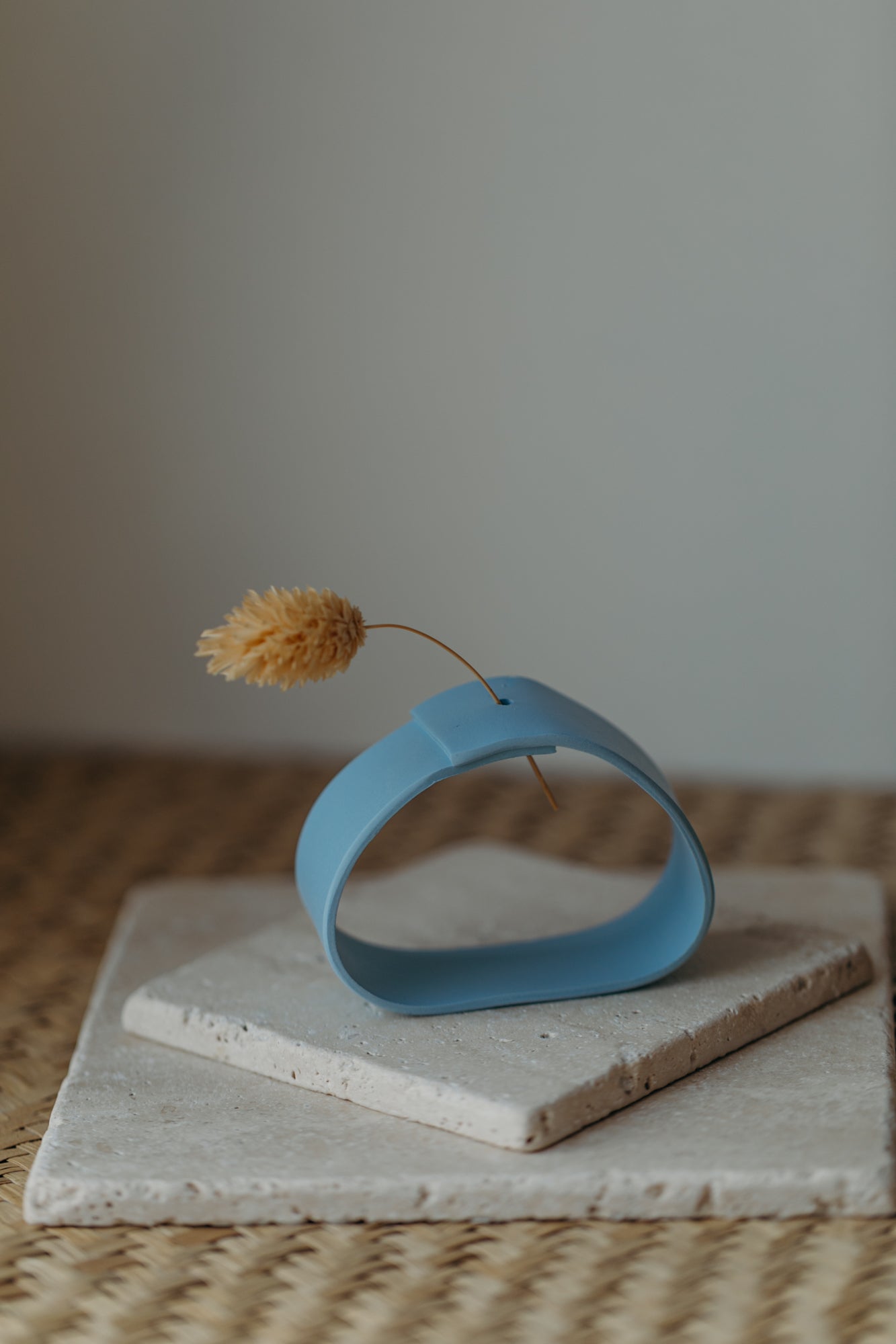 Polymer Ton Vase, hellblau