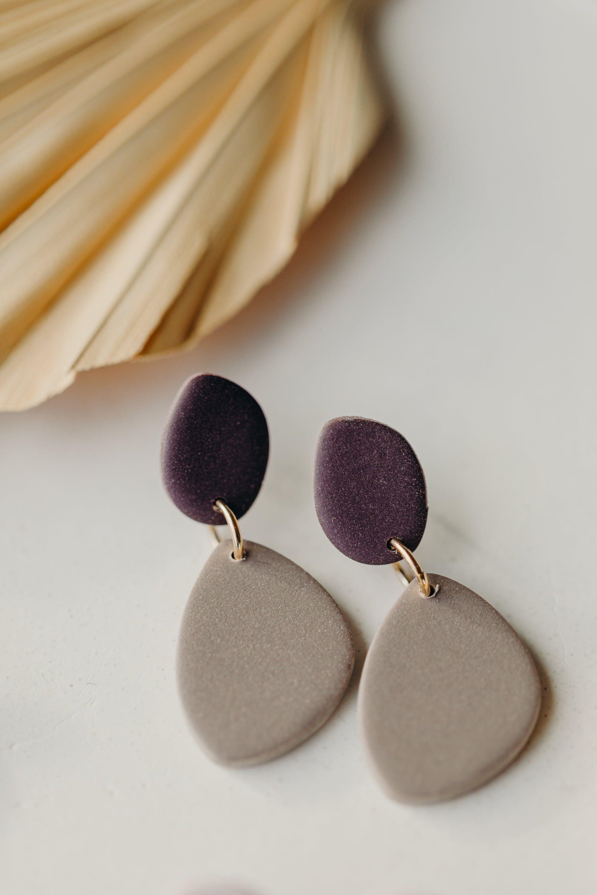 MINU - ovale Ohrringe aus Polymer Ton in kühlen Farben