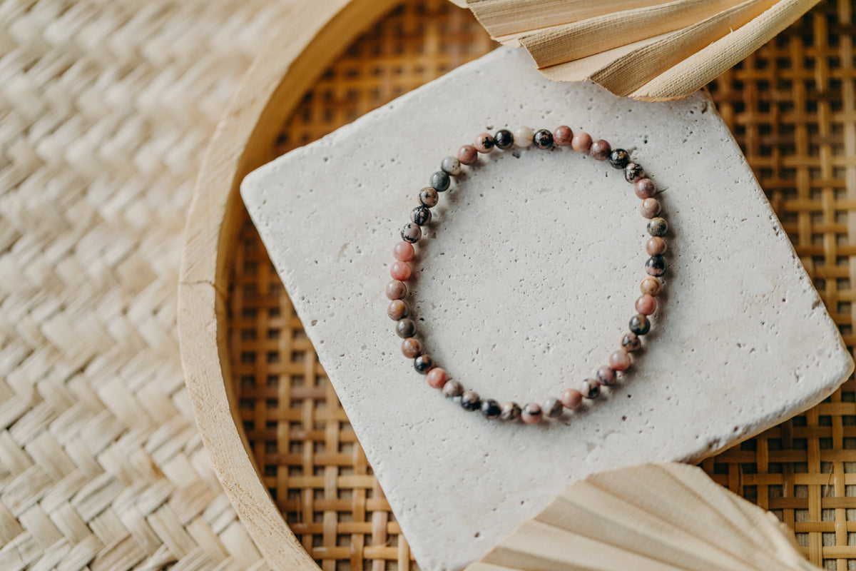 Armband mit Achat Black Vein Edelsteinperlen (4 mm)