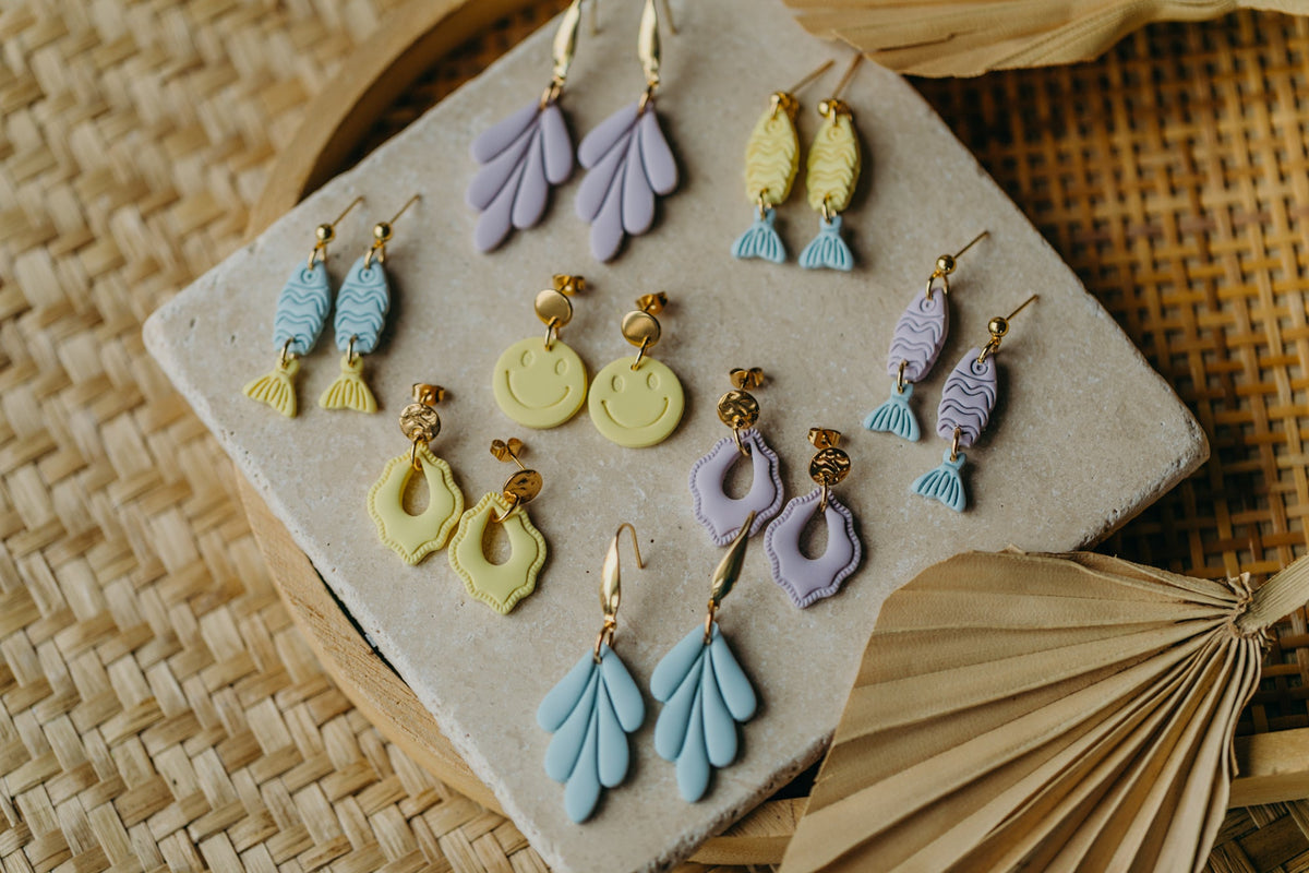 Sommerohrringe in Pastellfarben