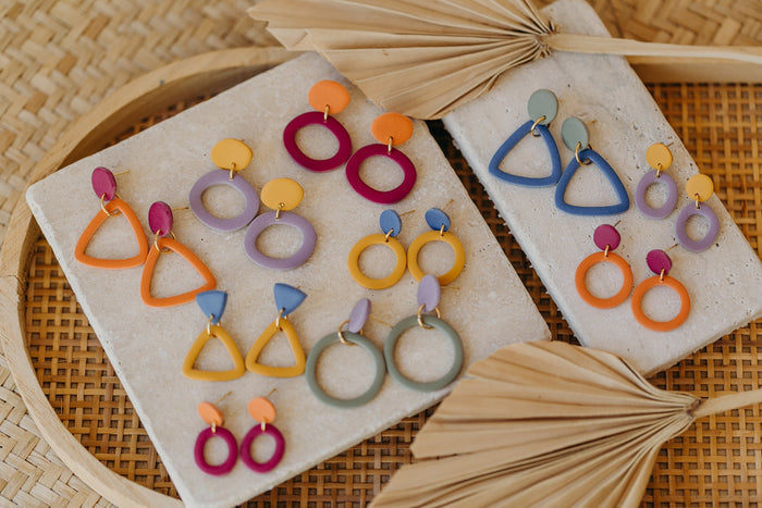 Kunterbunte Ohrringe aus Polymer Ton – Kreative Designs, die Persönlichkeit zeigen
