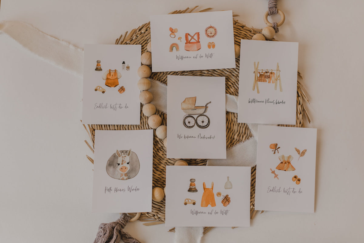Postkartenset mit Motiven rund um die Geburt eines Babys