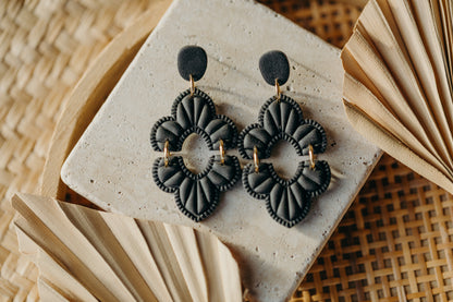 ALEXIS - große schwarze Statement Ohrringe