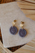 ARIELLE - Runde Boho Ohrringe mit Muster in lavendel