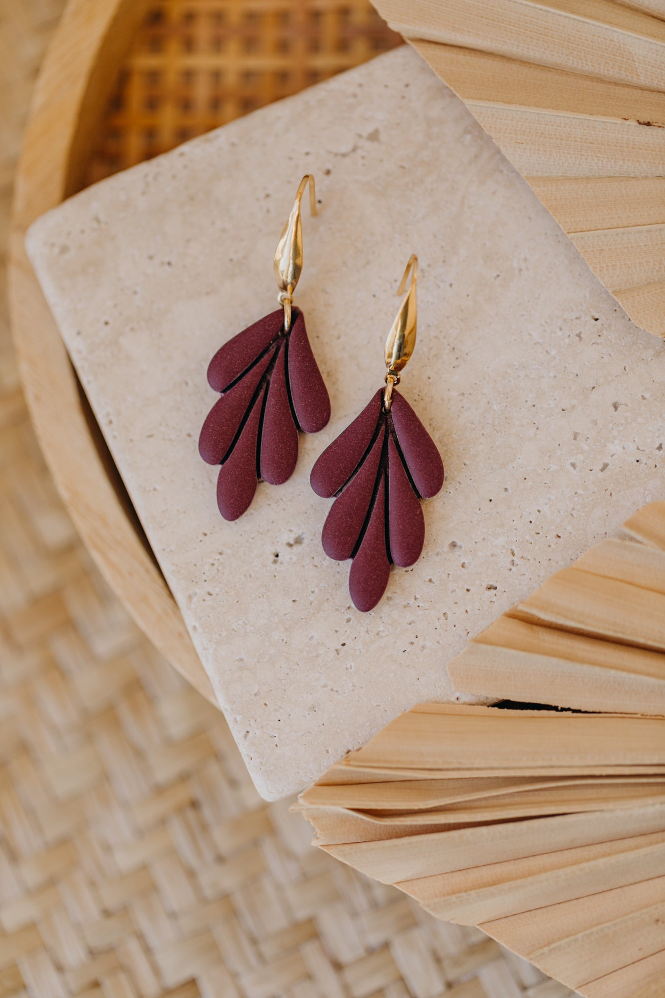 AVI - Polymer Ton Ohrringe in Merlot