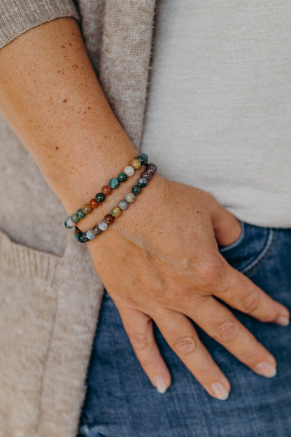 Bracelet with colorful agate gemstone beads