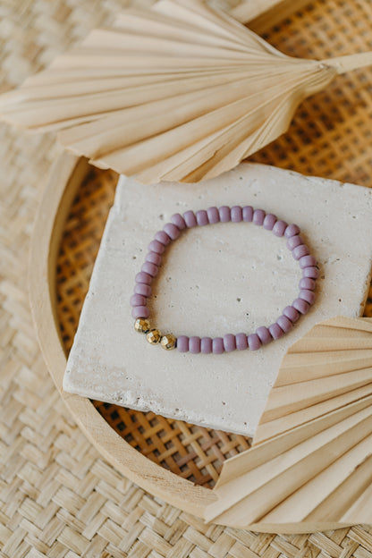 colorful glass bead bracelet