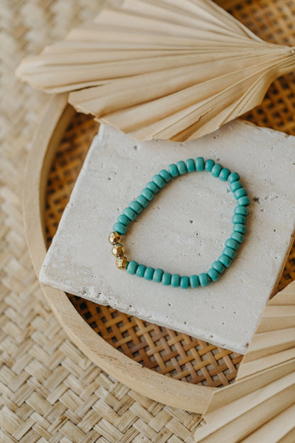 colorful glass bead bracelet