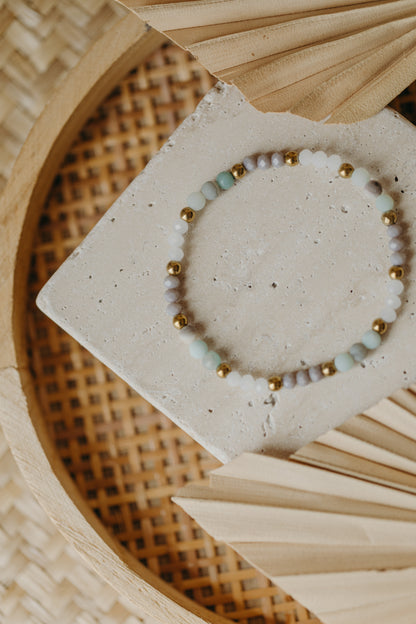 two-tone glass bead bracelet blue &amp;amp; cream