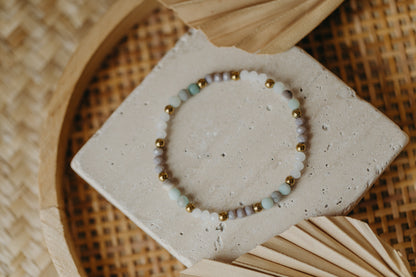 two-tone glass bead bracelet blue &amp;amp; cream