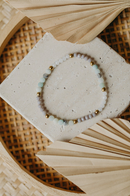 two-tone glass bead bracelet blue &amp;amp; cream