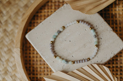 two-tone glass bead bracelet blue &amp;amp; cream