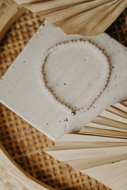 two-tone glass bead bracelet blue &amp;amp; cream