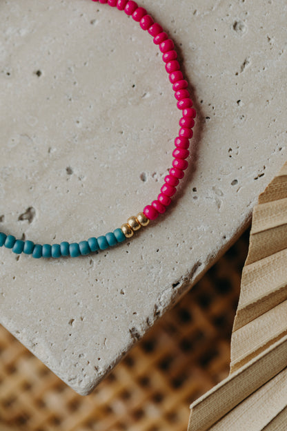 two-tone glass bead bracelet blue &amp;amp; cream