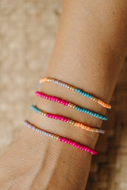 two-tone glass bead bracelet blue &amp;amp; cream