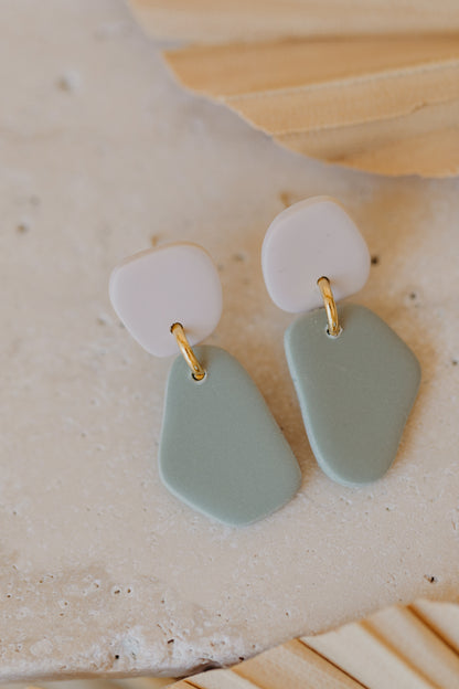 BENU Ohrringe - zweifarbige Polymer Ton Ohrringe in Vanille &amp; Mint