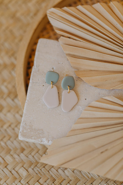 Benu Earrings - two-tone polymer clay earrings Cognac / Light Purple